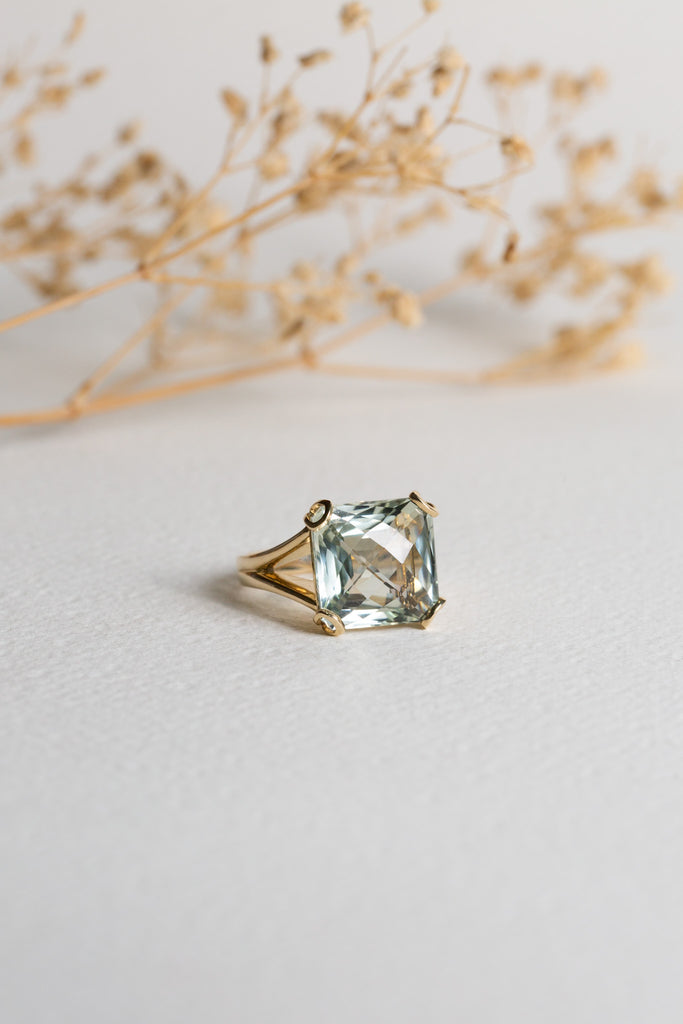 Large Green Amethyst cocktail ring, set in gold