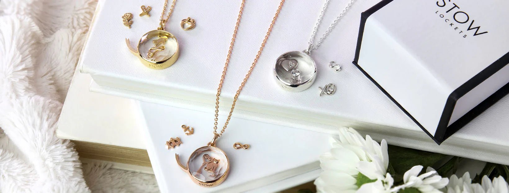 Stow Lockets - Wrights Jewellers