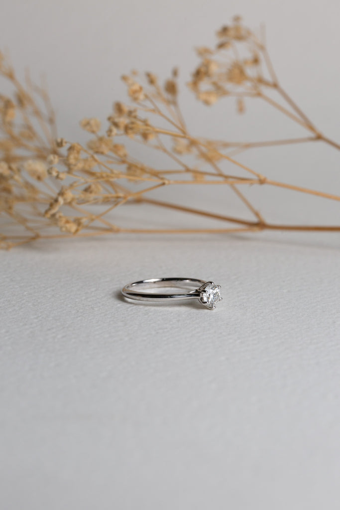 White gold diamond solitaire ring