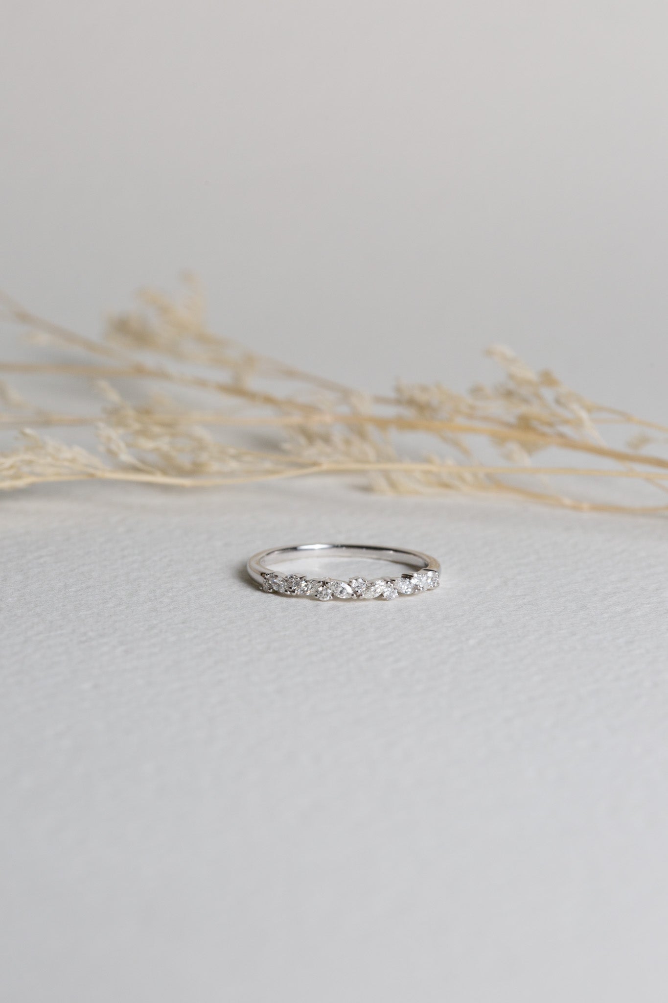 White gold diamond wedding ring
