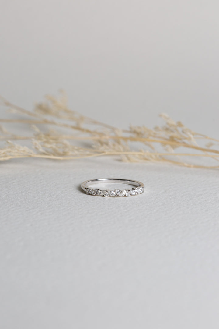 White gold diamond wedding ring