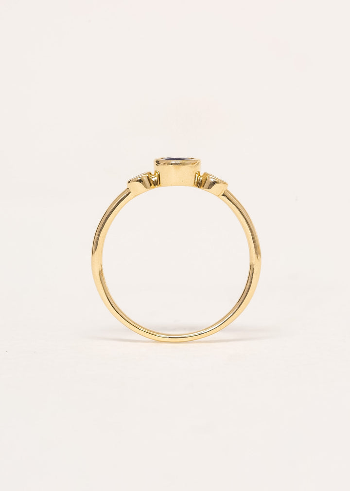 Aria Sapphire Ring in 9ct yellow gold, top view showing sapphire and diamond setting