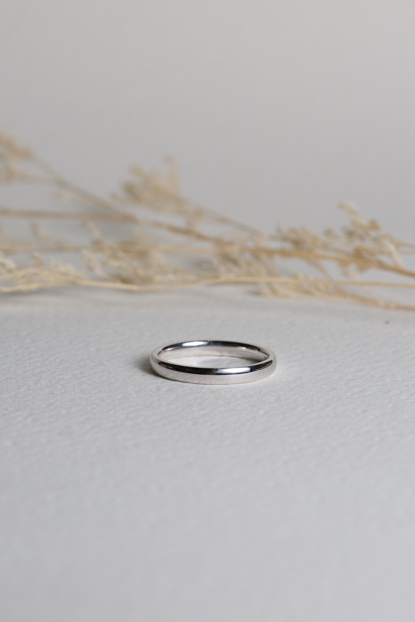 White gold ladies wedding ring