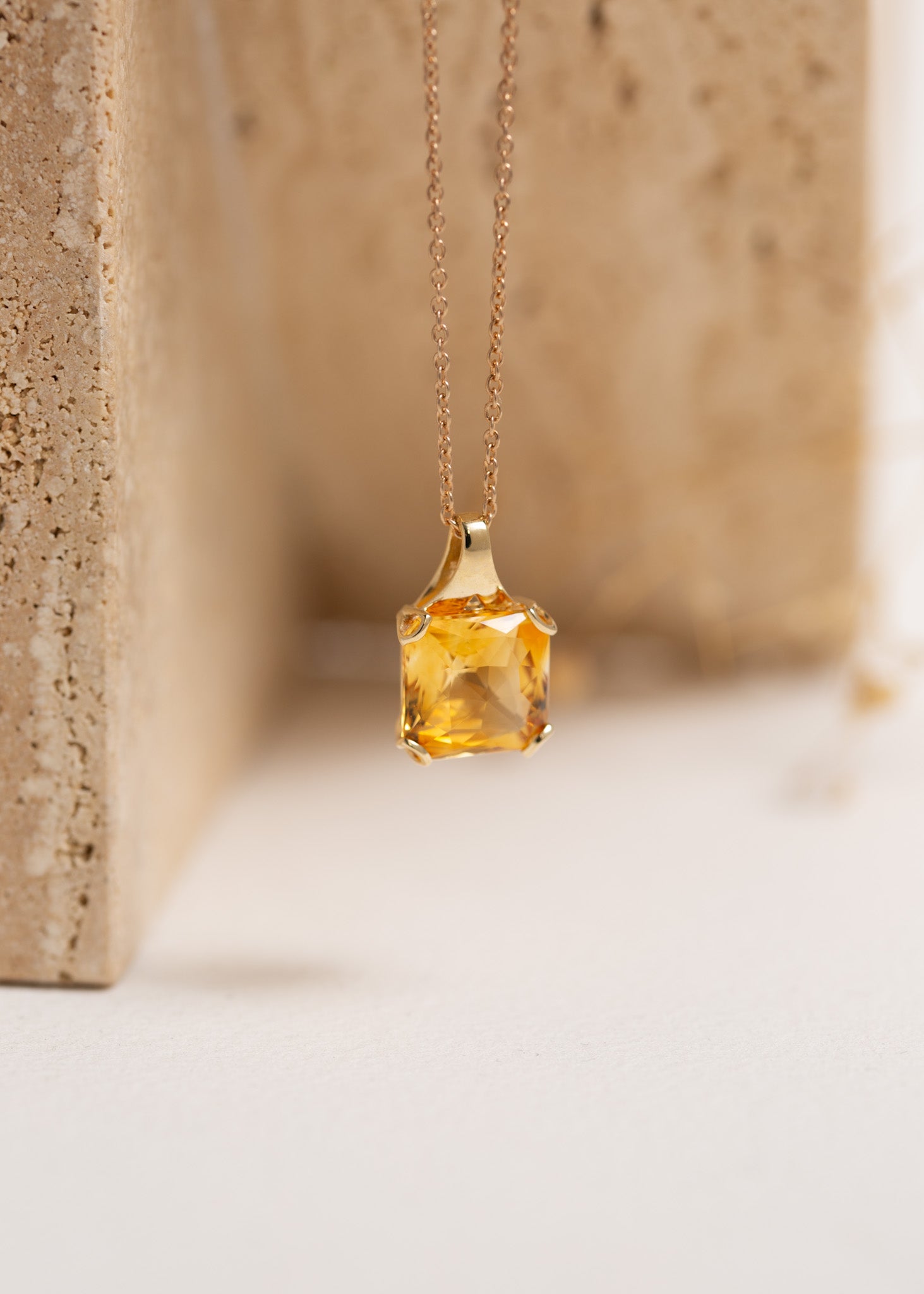Gala Citrine Pendant