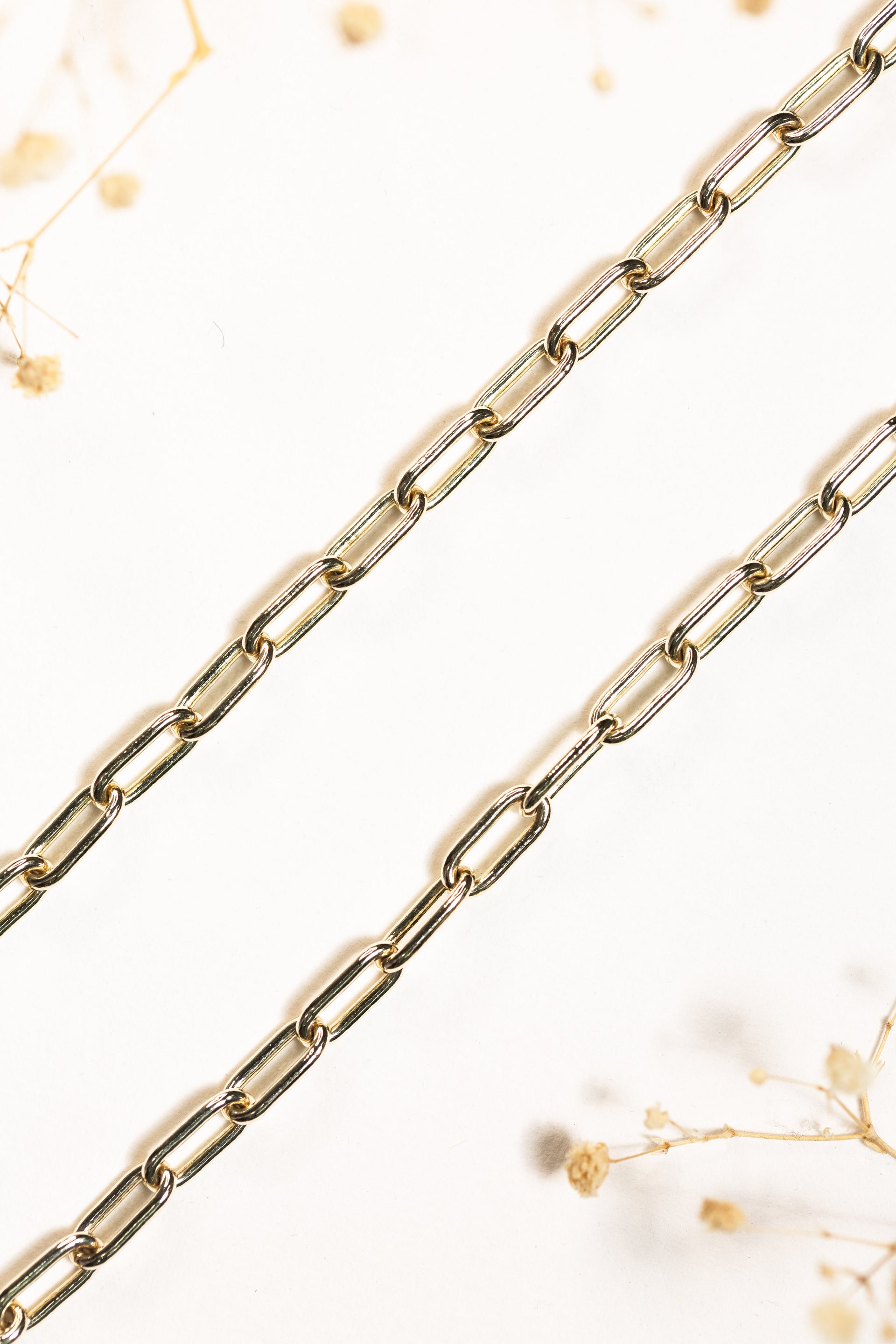 Essential Heavy Paperclip Chain Necklace