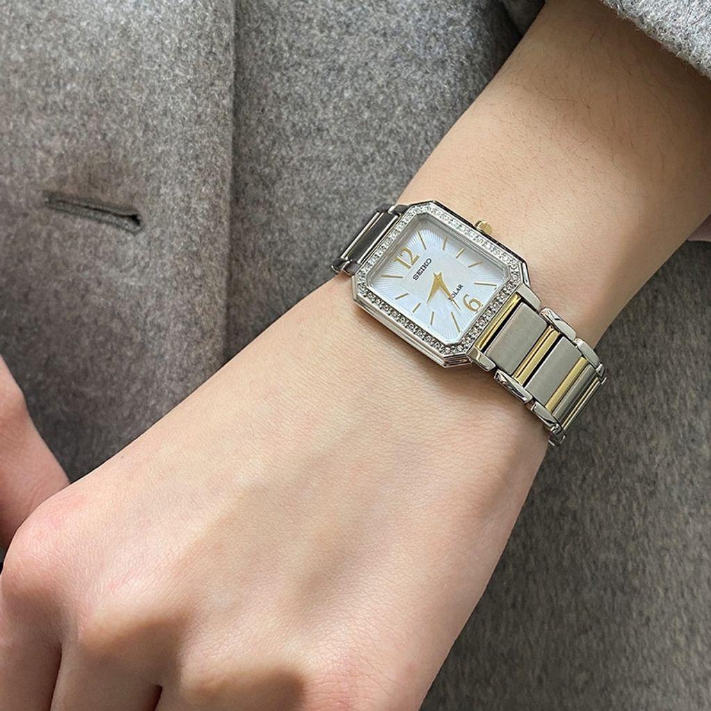 Ladies rectangular Seiko watch