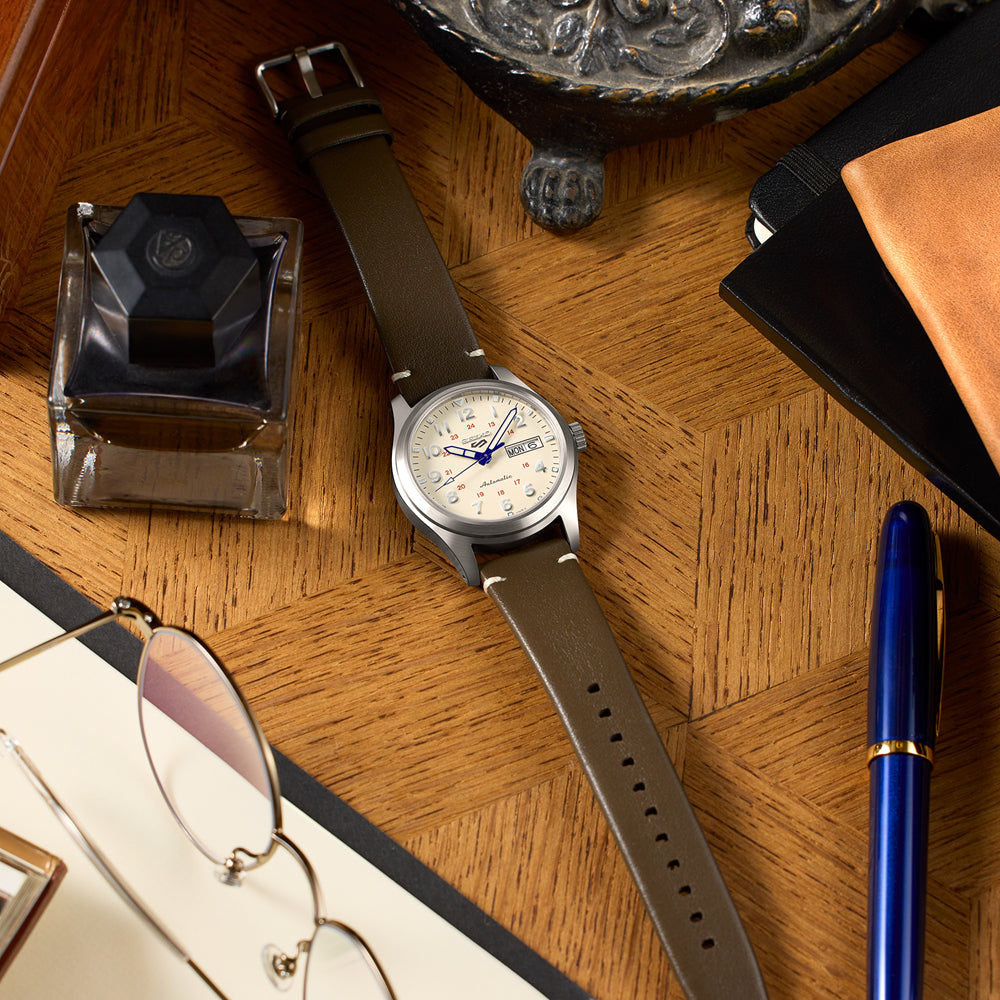 Seiko 5 Automatic watch with alternative brown leather strap