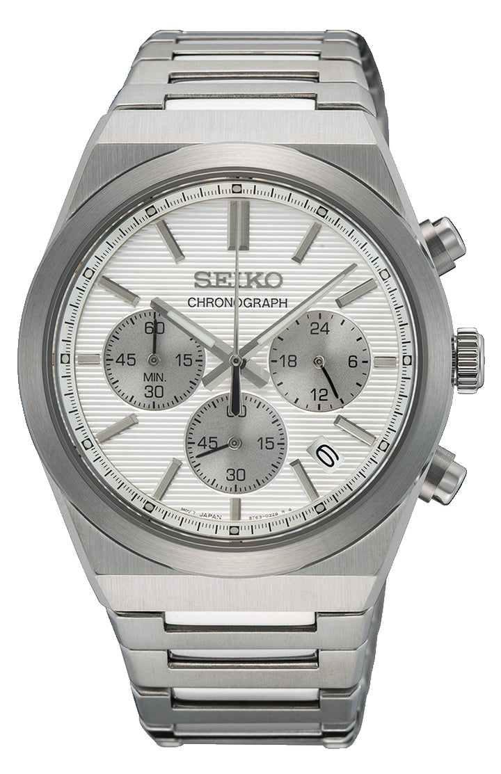 Seiko chronograph with stainless steel bracelet