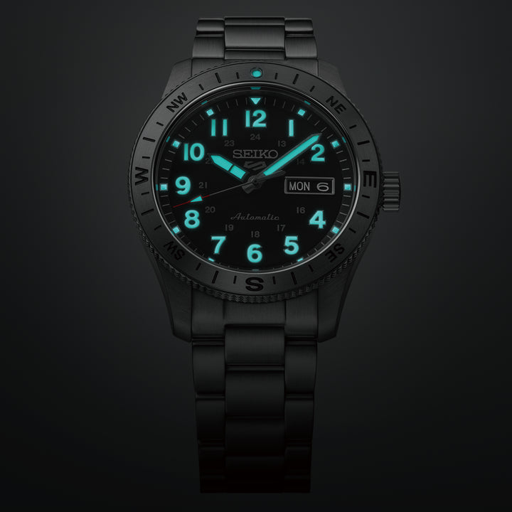 Seiko HDB006K1 5 Sports Field Watch - View 2