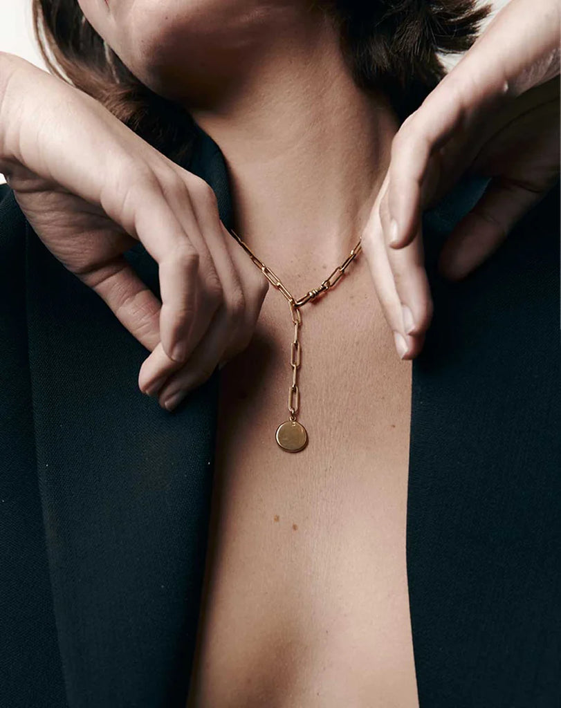 Gold paper link necklace