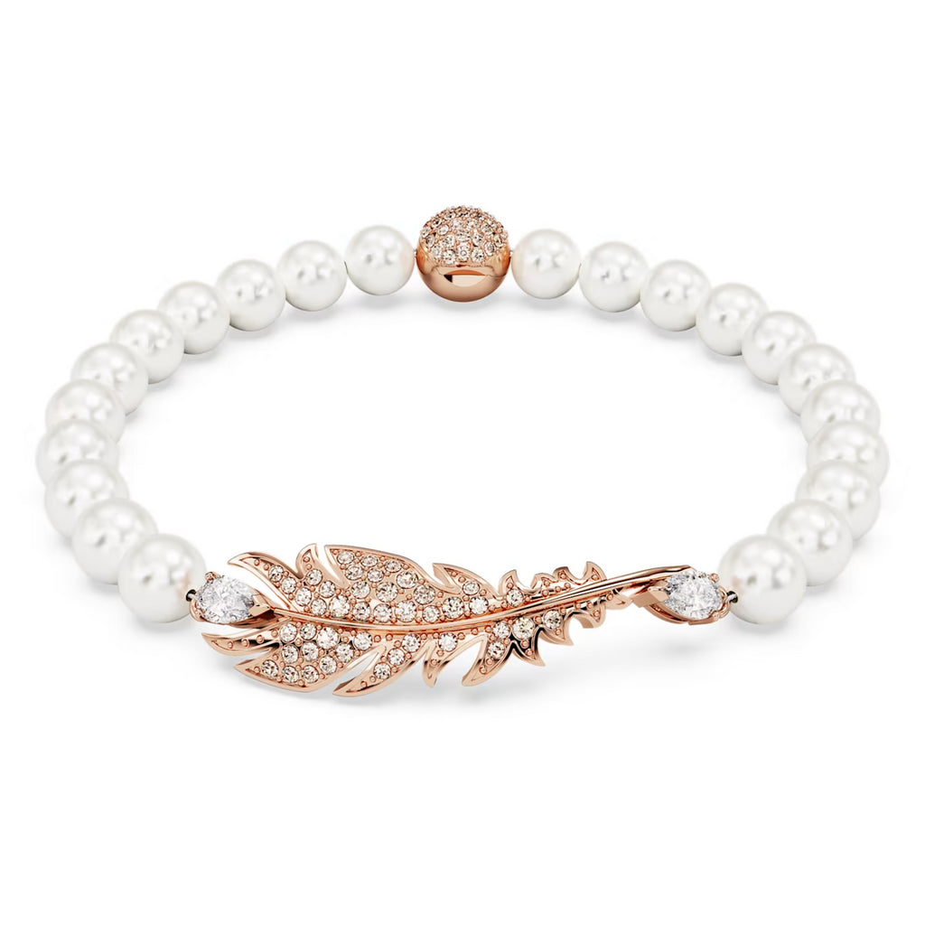 Pearl bracelet with rose gold feather on it