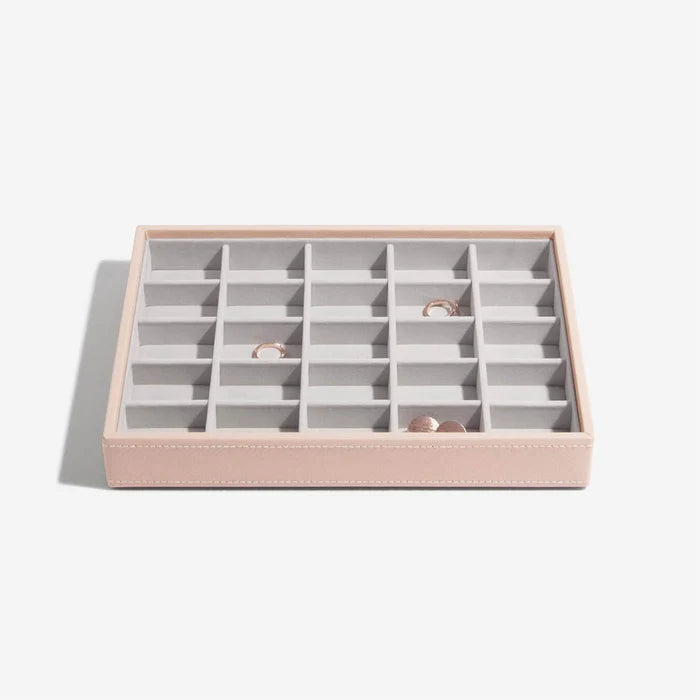 Pink jewellery box layer for rings and earrings