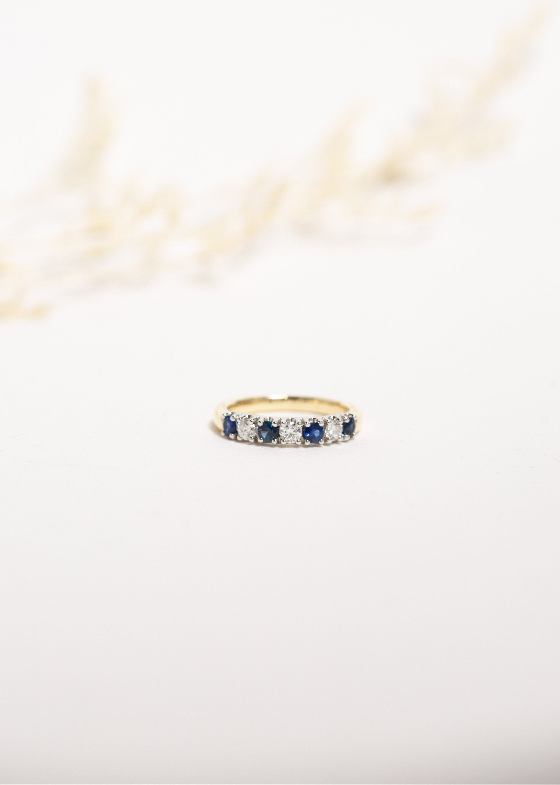 Sapphire_Diamond_Ring