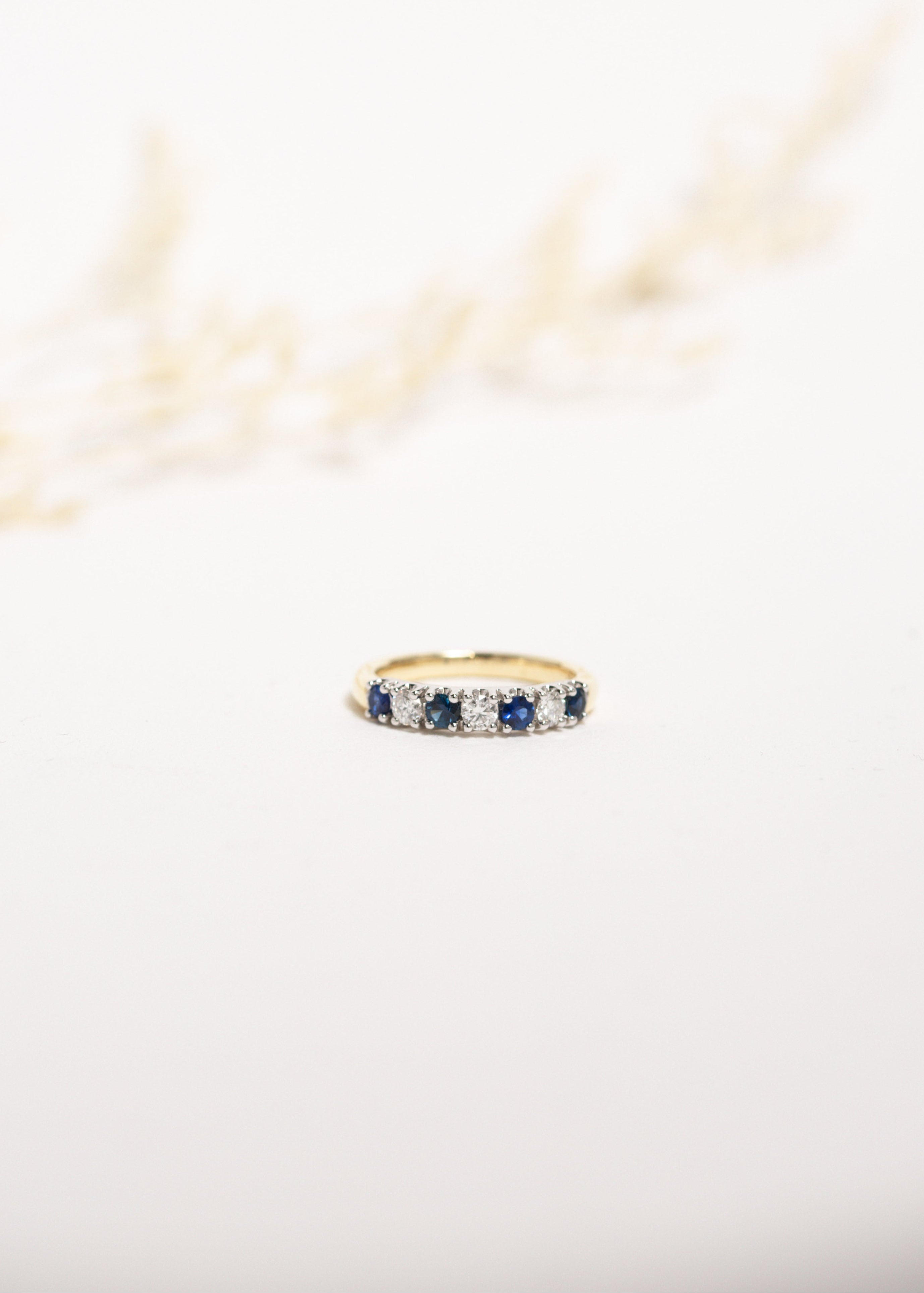 Sapphire_Diamond_Ring