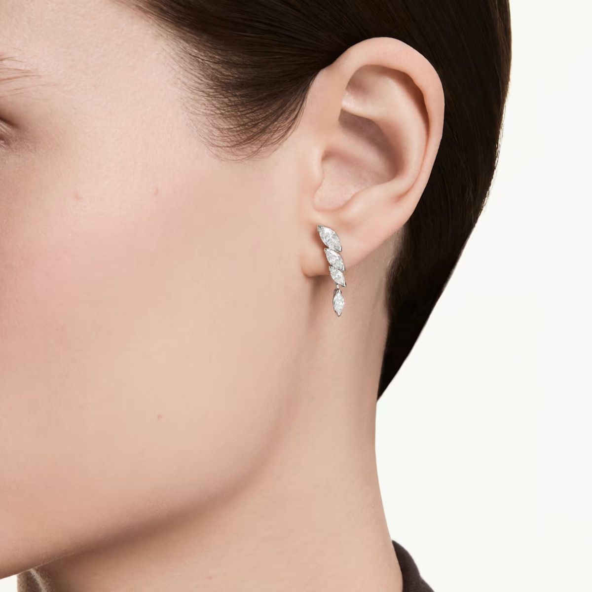 Swarovski Mesmera Earrings White